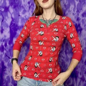 2008 y2k betty boop waffle 3/4 sleeve red top.